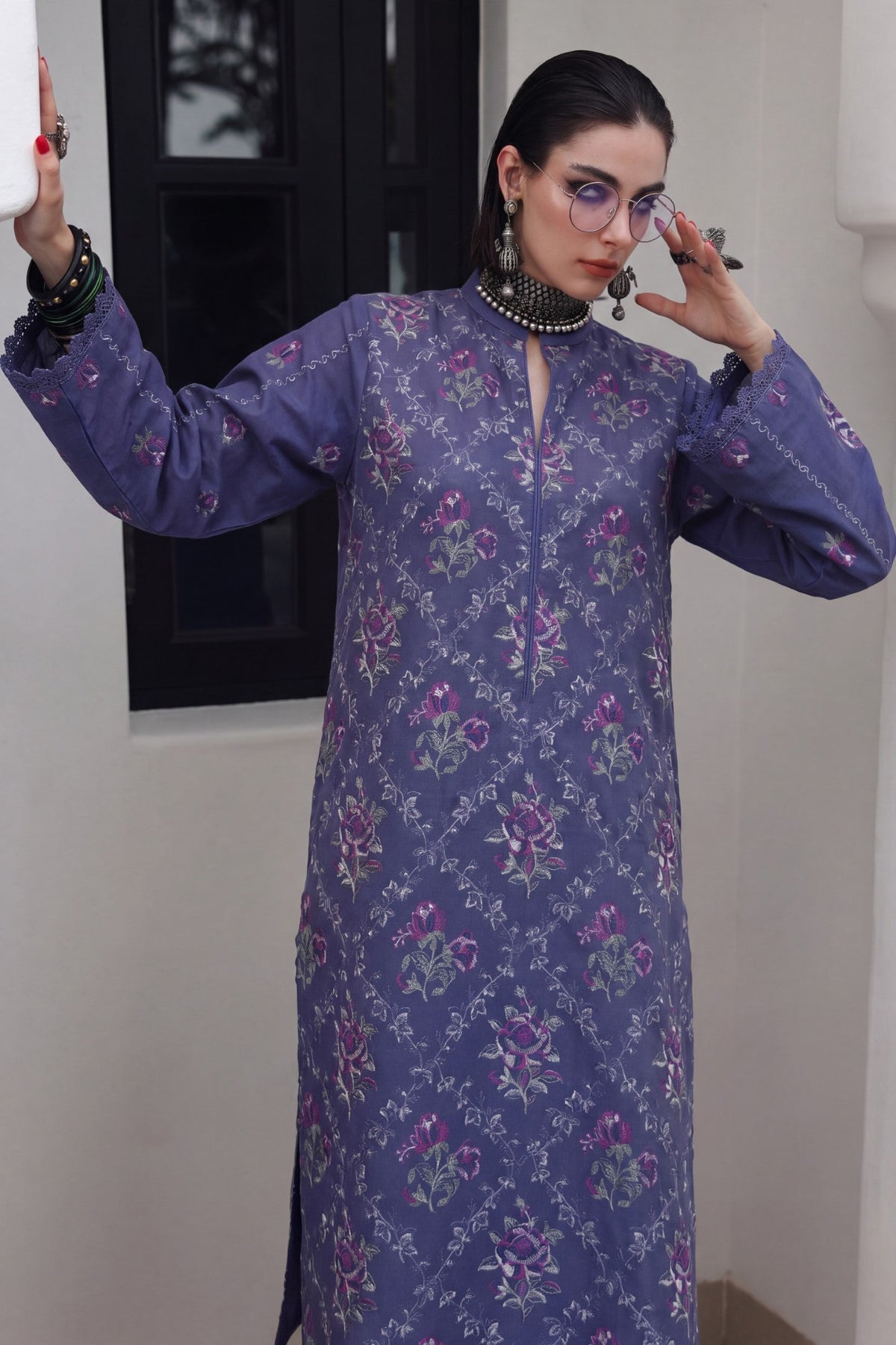 Safwa KEG-19 Olive Khaddar suit detail