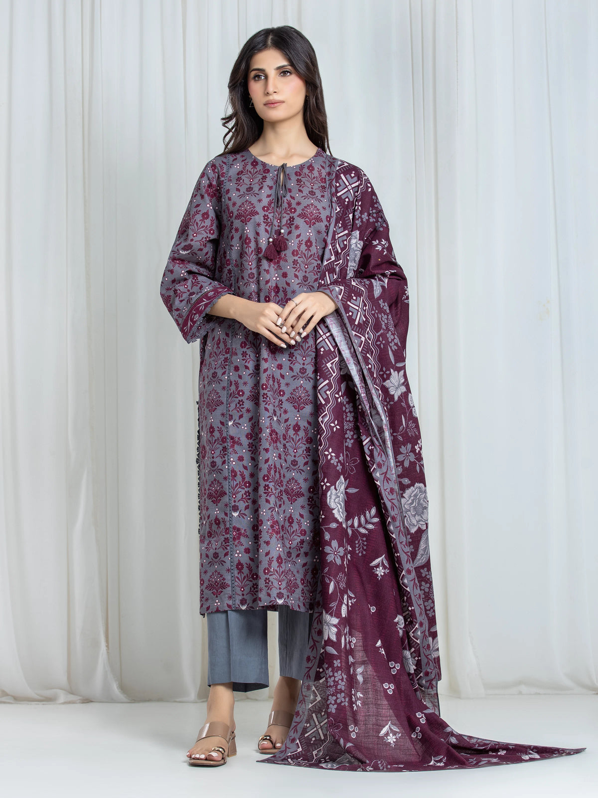 Edenrobe Grey Printed Khaddar Suit Image 1