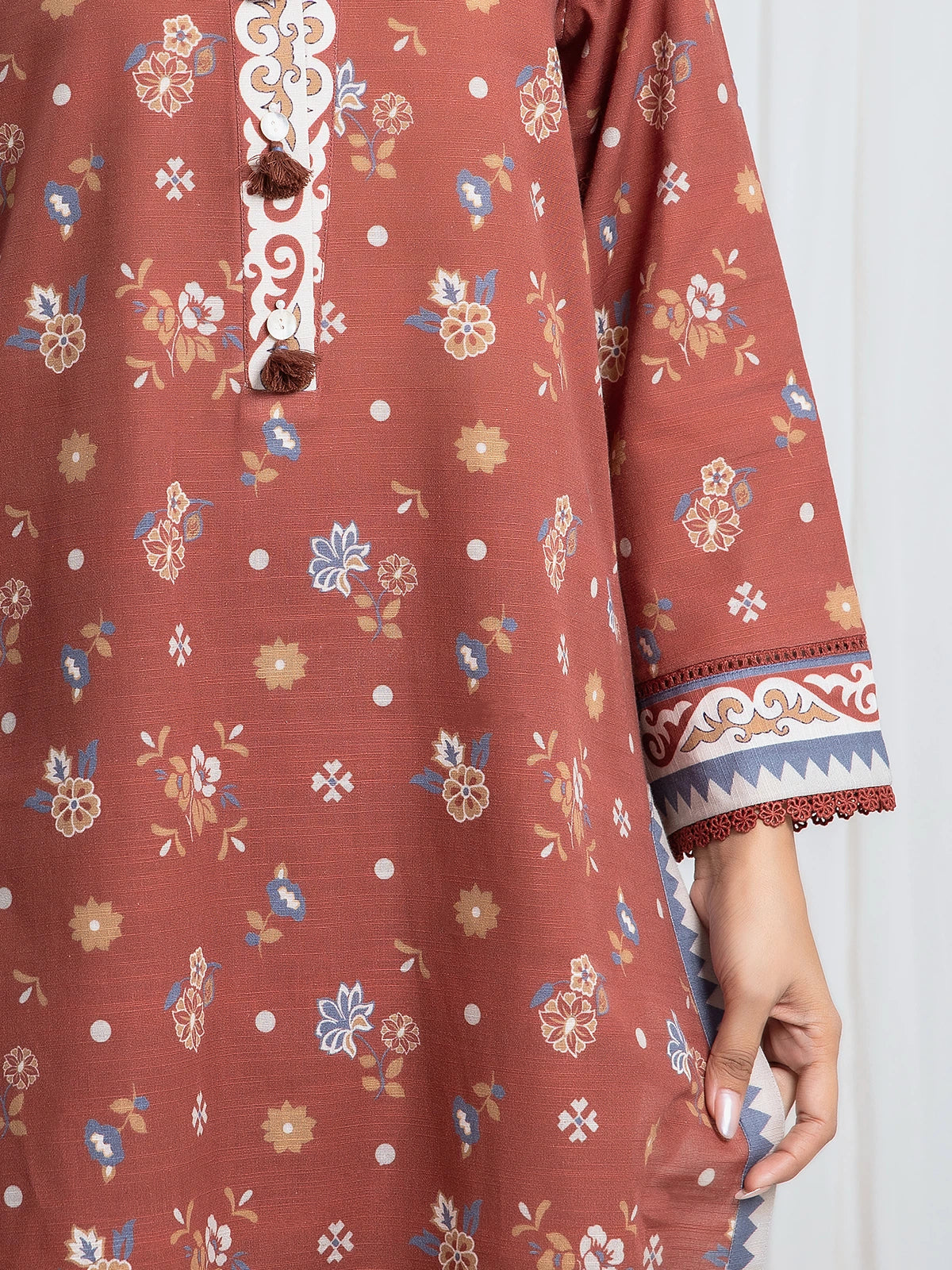 Edenrobe Brown Printed Khaddar Suit Image 4