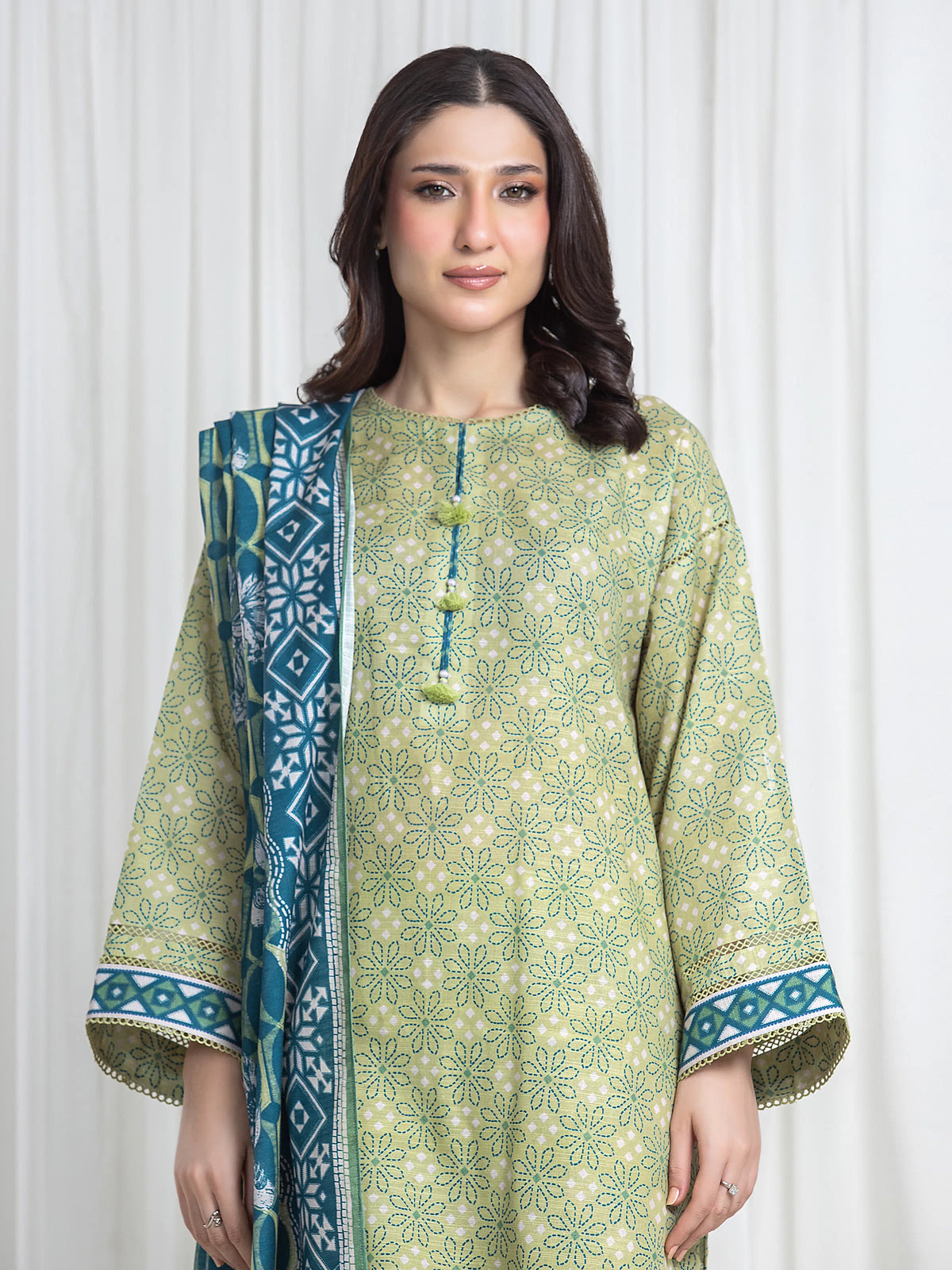 Edenrobe Lime Printed Khaddar Suit Image 2