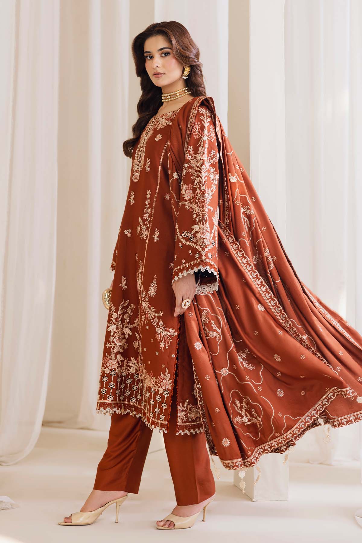 Peridot Cotray 593-A Unstitched 3-Piece Embroidered Cotray Suit - Al-Zafar Fabrics