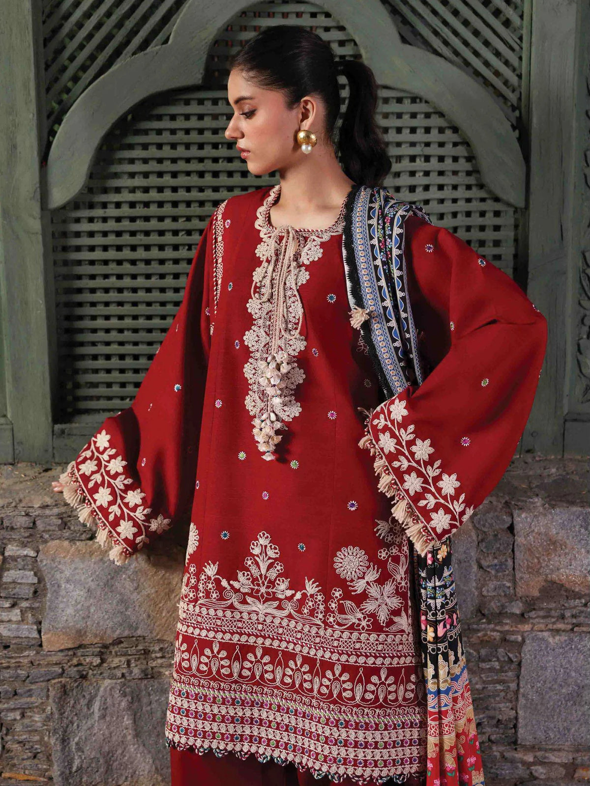 Republic Womenswear Amaris Unstitched Karandi 3Pc Suit D-13 - Al-Zafar Fabrics