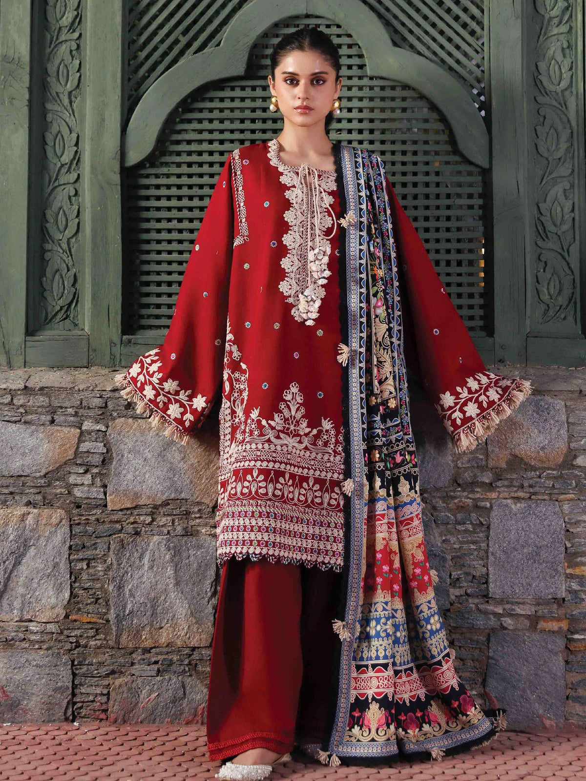 Republic Womenswear Amaris Unstitched Karandi 3Pc Suit D-13 - Al-Zafar Fabrics