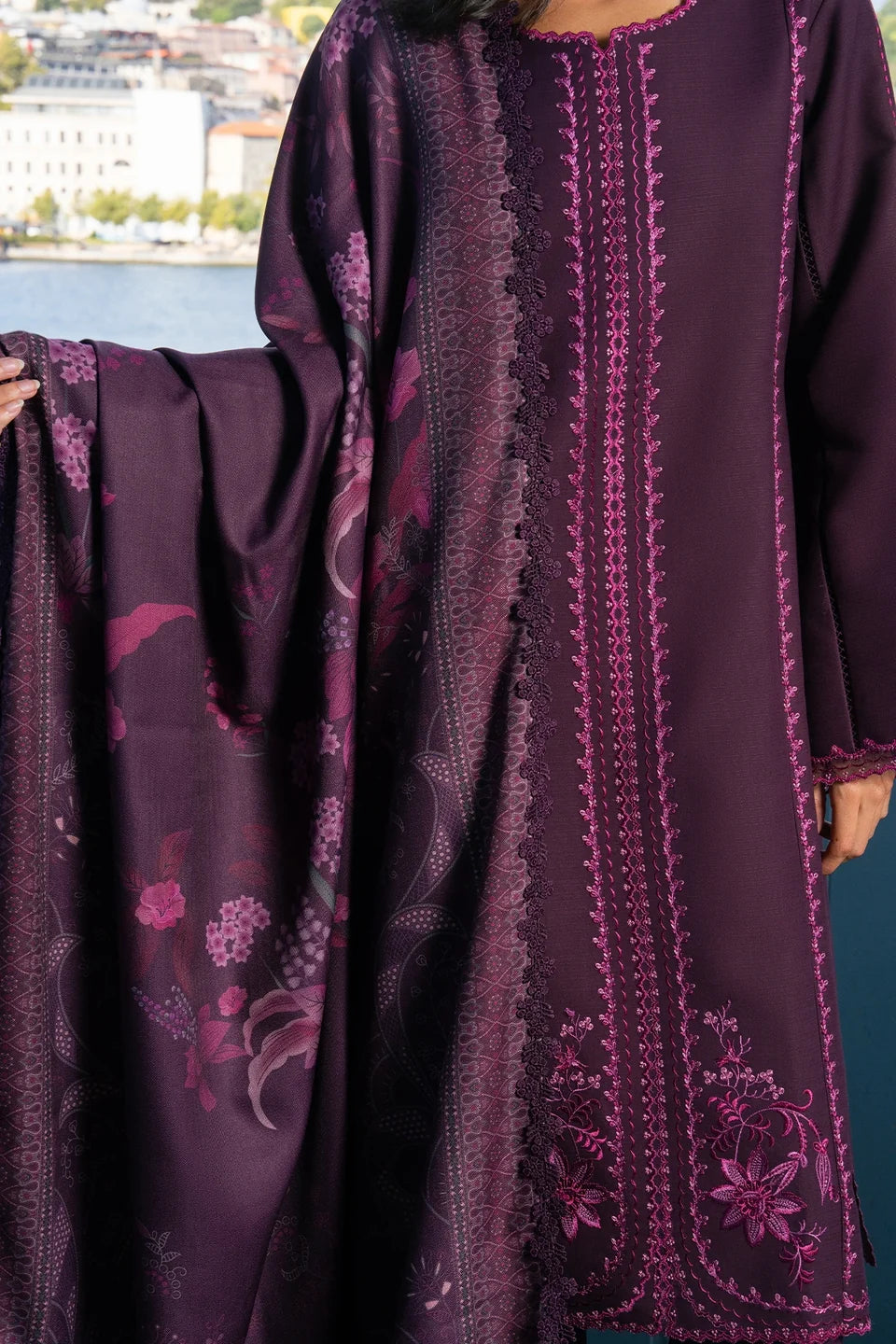 Rang Rasiya Meet Me In Istanbul – Unstitched Linen 3-Piece Suit | MAUVE