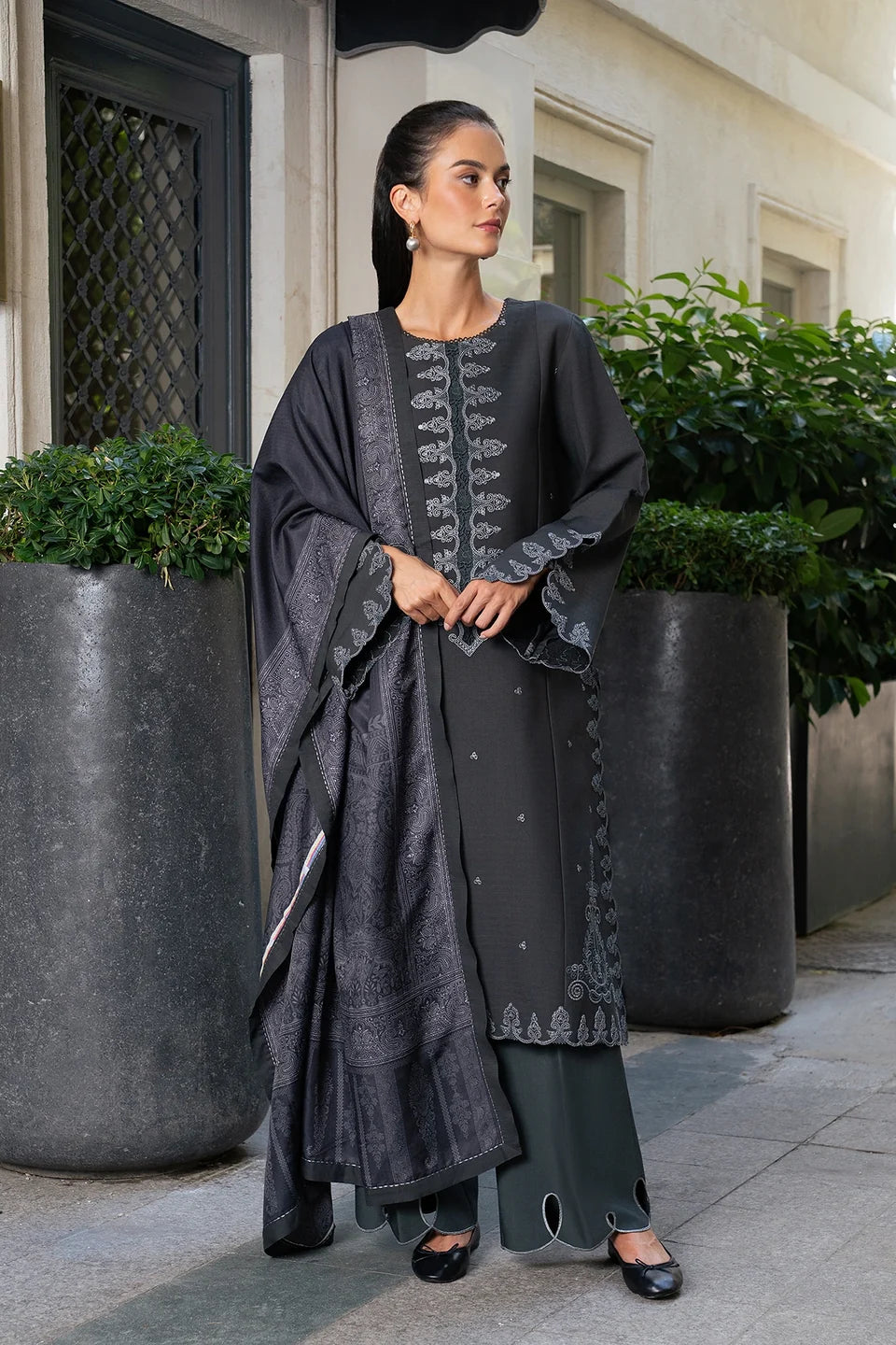 Rang Rasiya Meet Me In Istanbul – Unstitched Linen 3-Piece Suit | SLATE