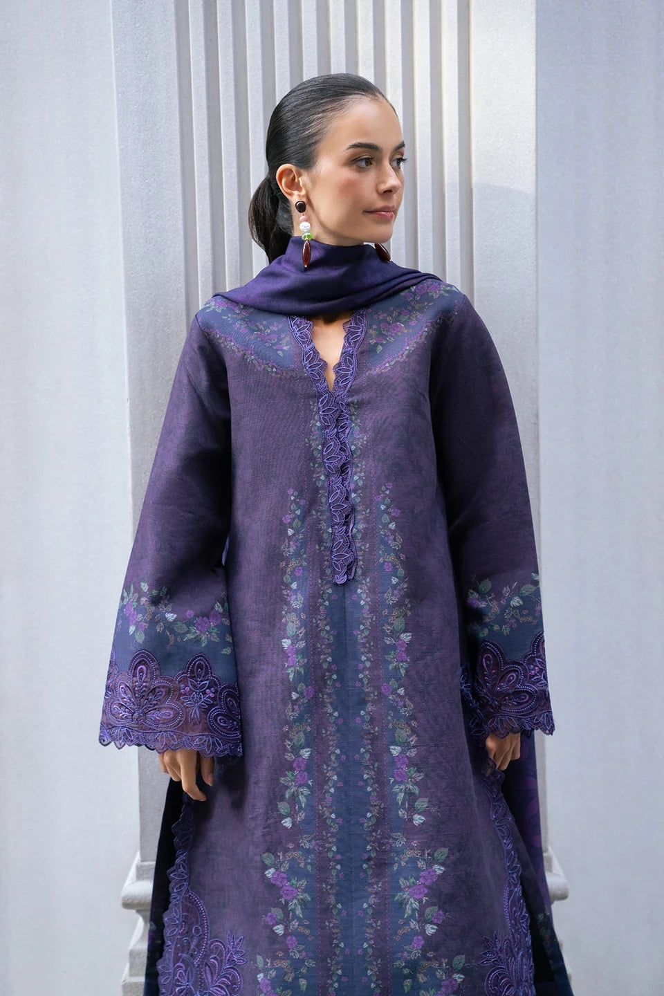 Rang Rasiya Meet Me In Istanbul – Unstitched Khaddar 3-Piece Suit | VELA