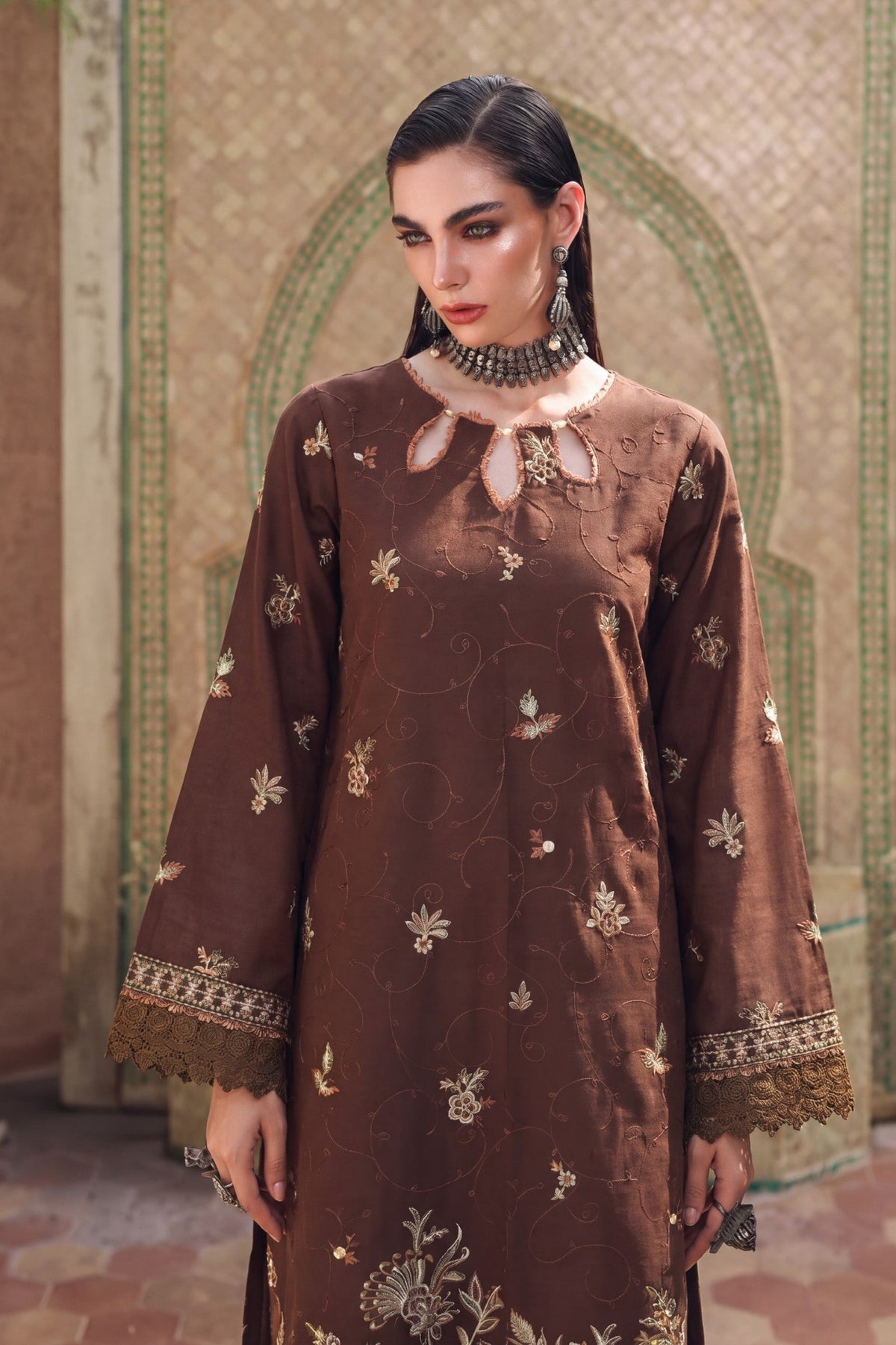 Safwa KEG-17 Olive Khaddar suit fabric