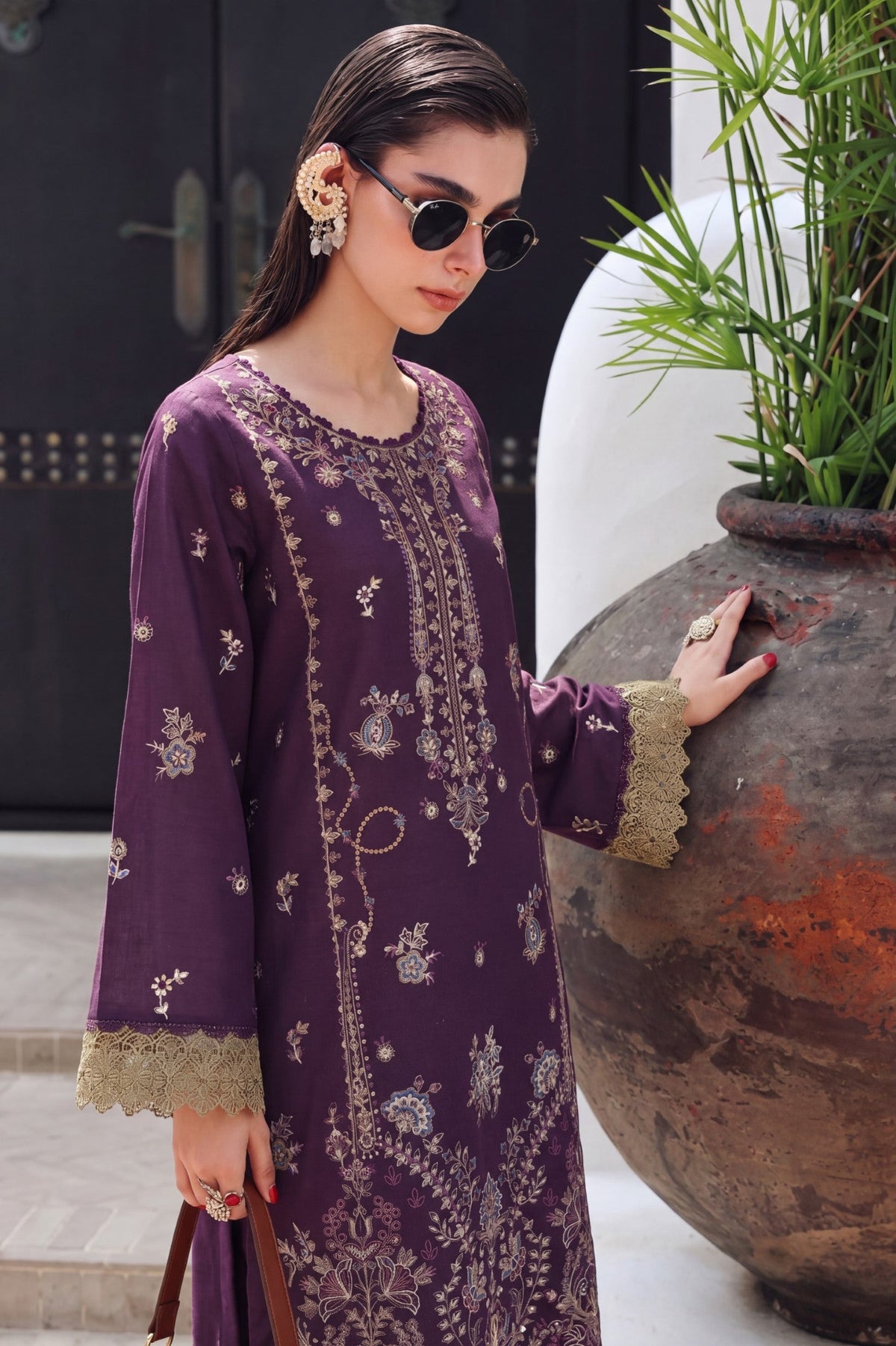 Safwa KEG-01 Olive Khaddar suit fabric