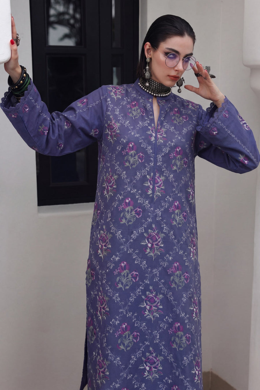 Safwa KEG-19 Olive Khaddar suit detail