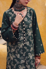 Safwa KEG-15 Olive Khaddar suit detail