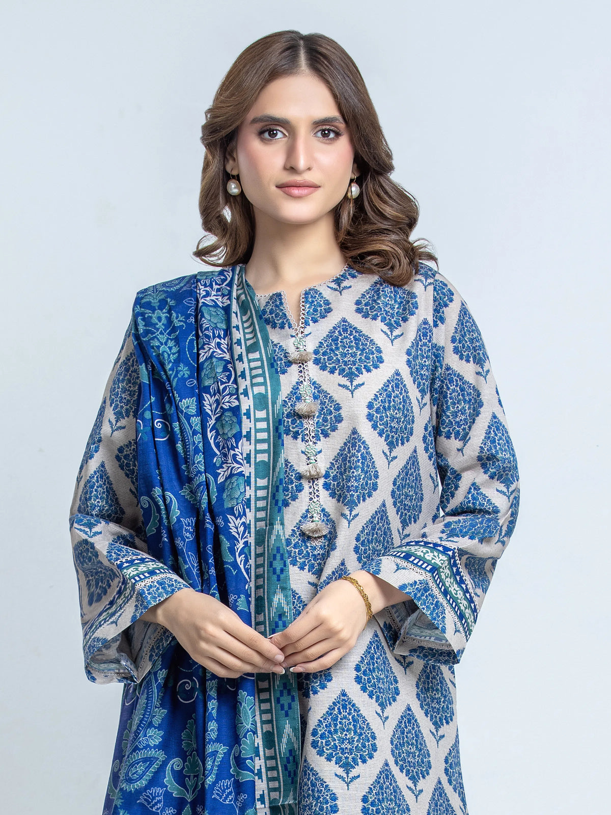 Edenrobe Ash Grey Printed Khaddar Suit Image 2