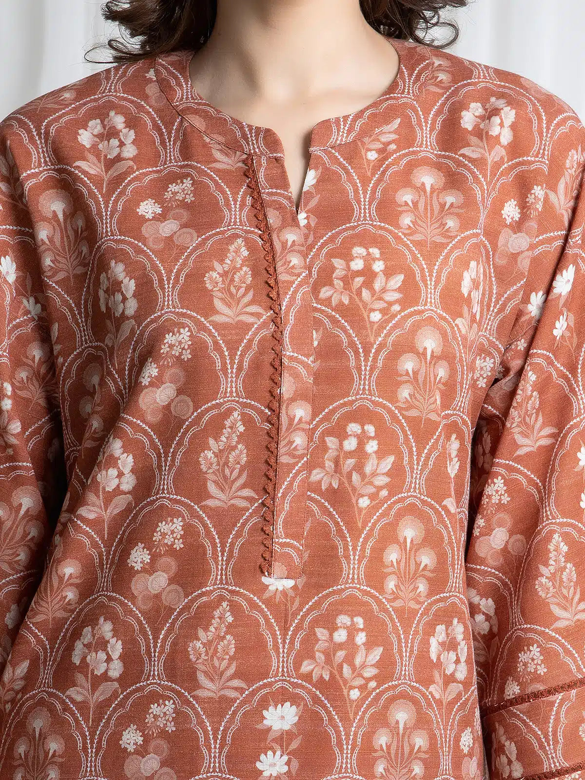 Edenrobe Brown Printed Khaddar Suit Image 4