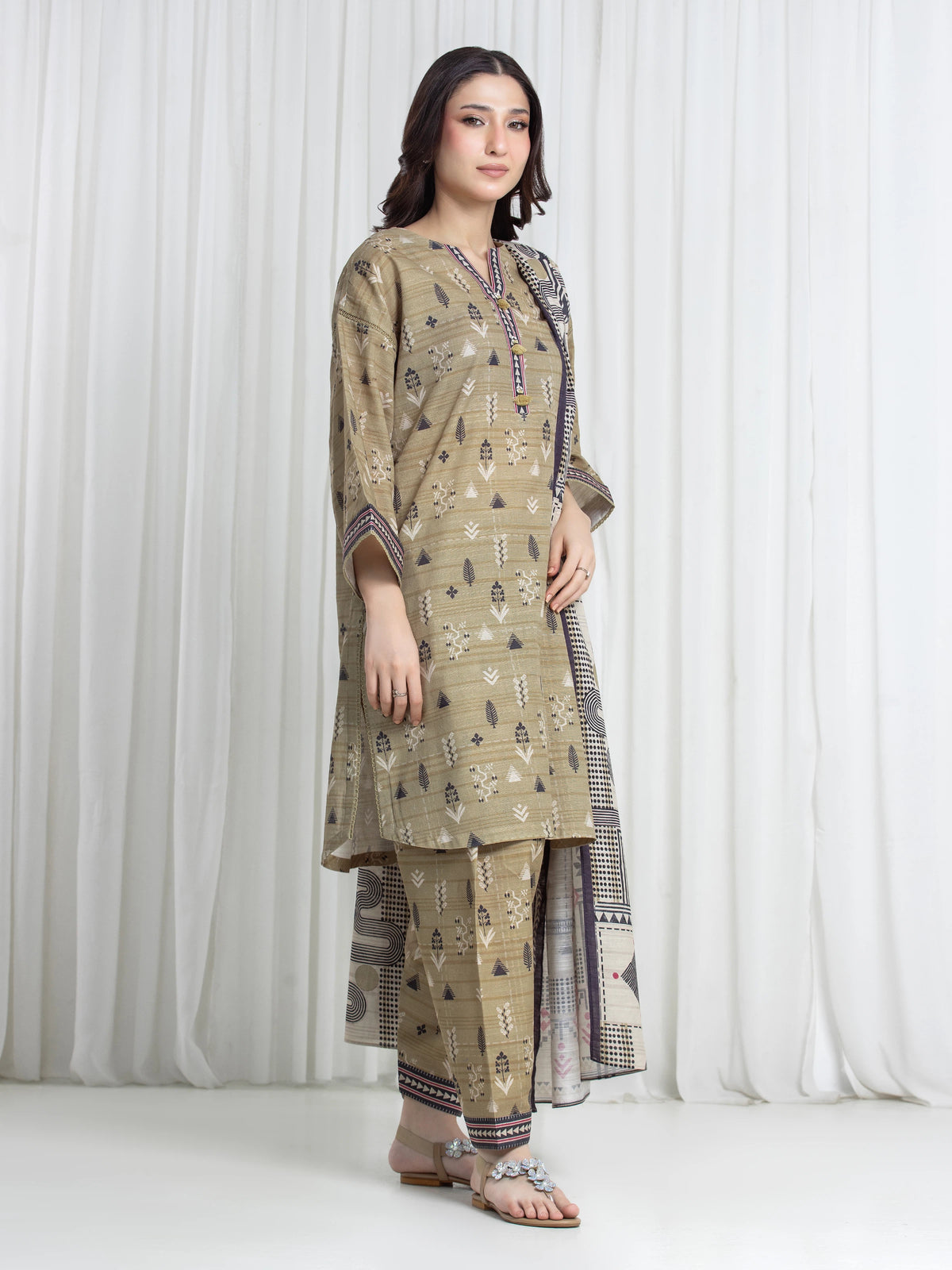 Edenrobe Khaki Printed Khaddar Suit Image 5