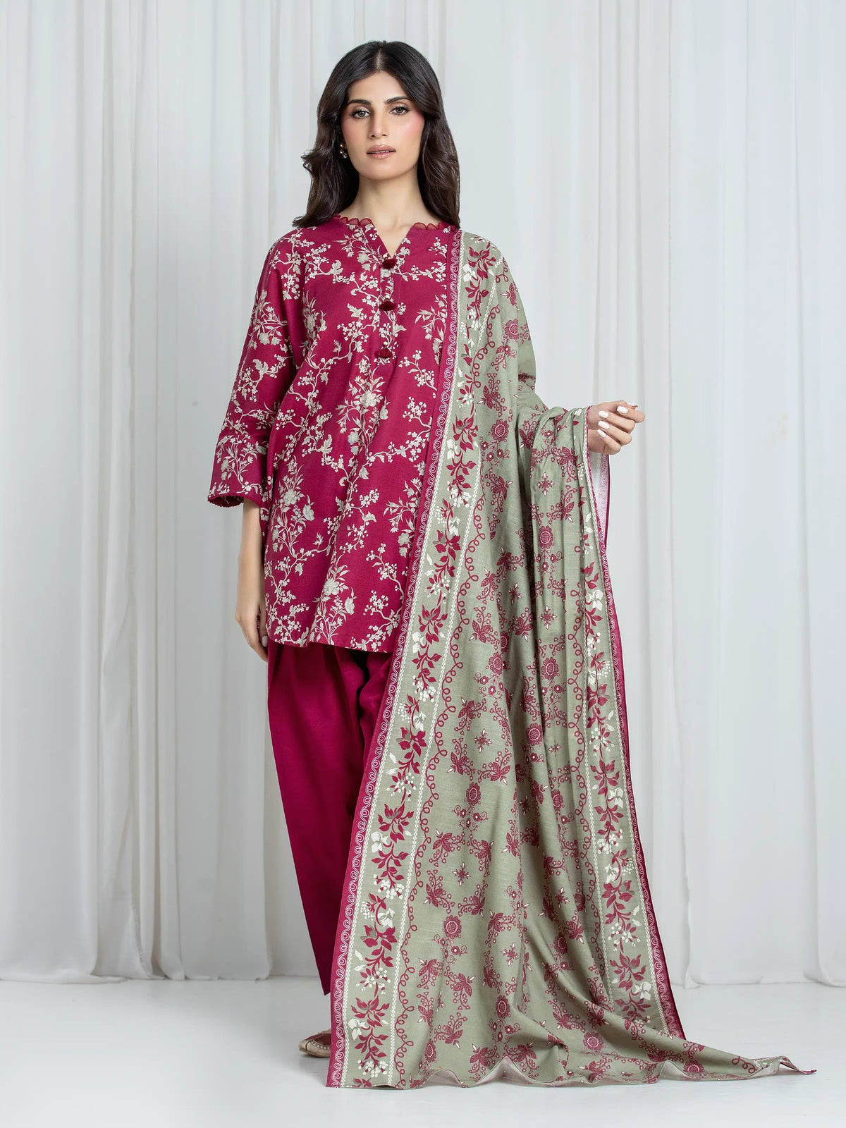 Edenrobe Dark Pink Printed Khaddar Suit 3 Piece Unstitched – Image 1