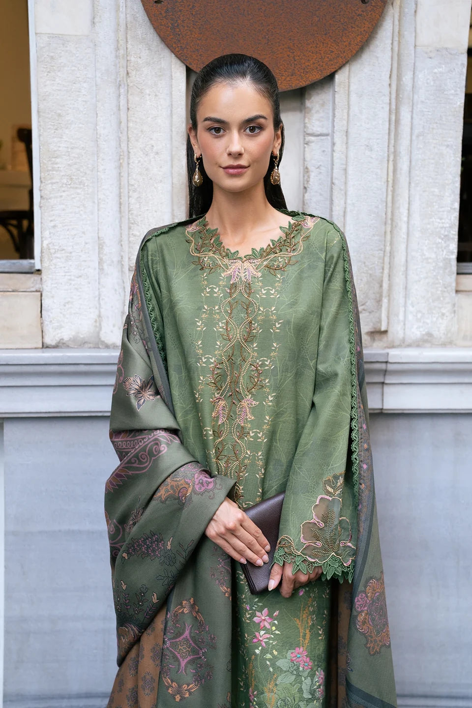 Rang Rasiya Meet Me In Istanbul – Unstitched Khaddar 3-Piece Suit | AMBER