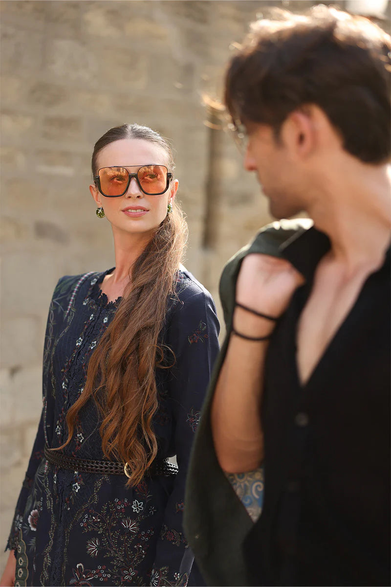 Rang Rasiya Carnation 3Pc Embroidered Linen Suit D-12 Americano