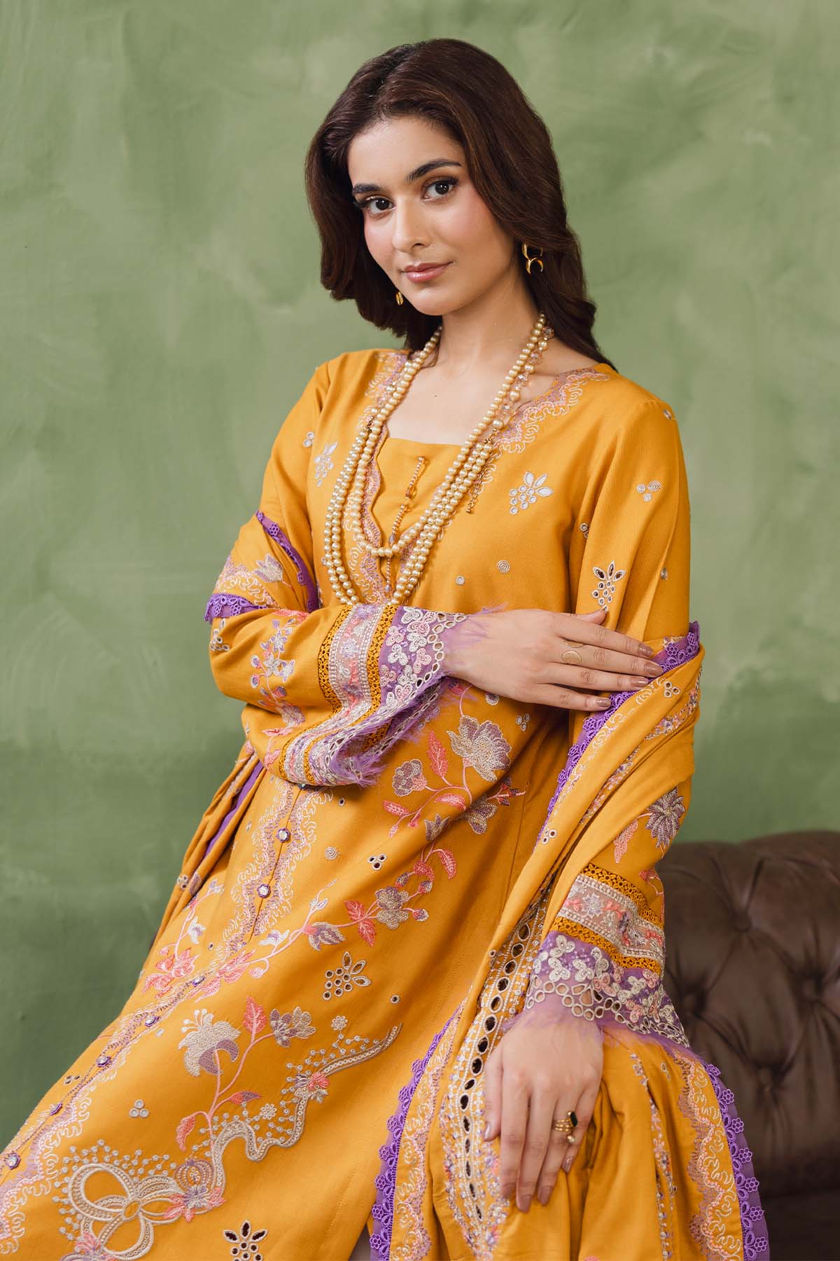 Peridot Cotray 598-A Unstitched 3-Piece Embroidered Slub Linen Suit - Al-Zafar Fabrics