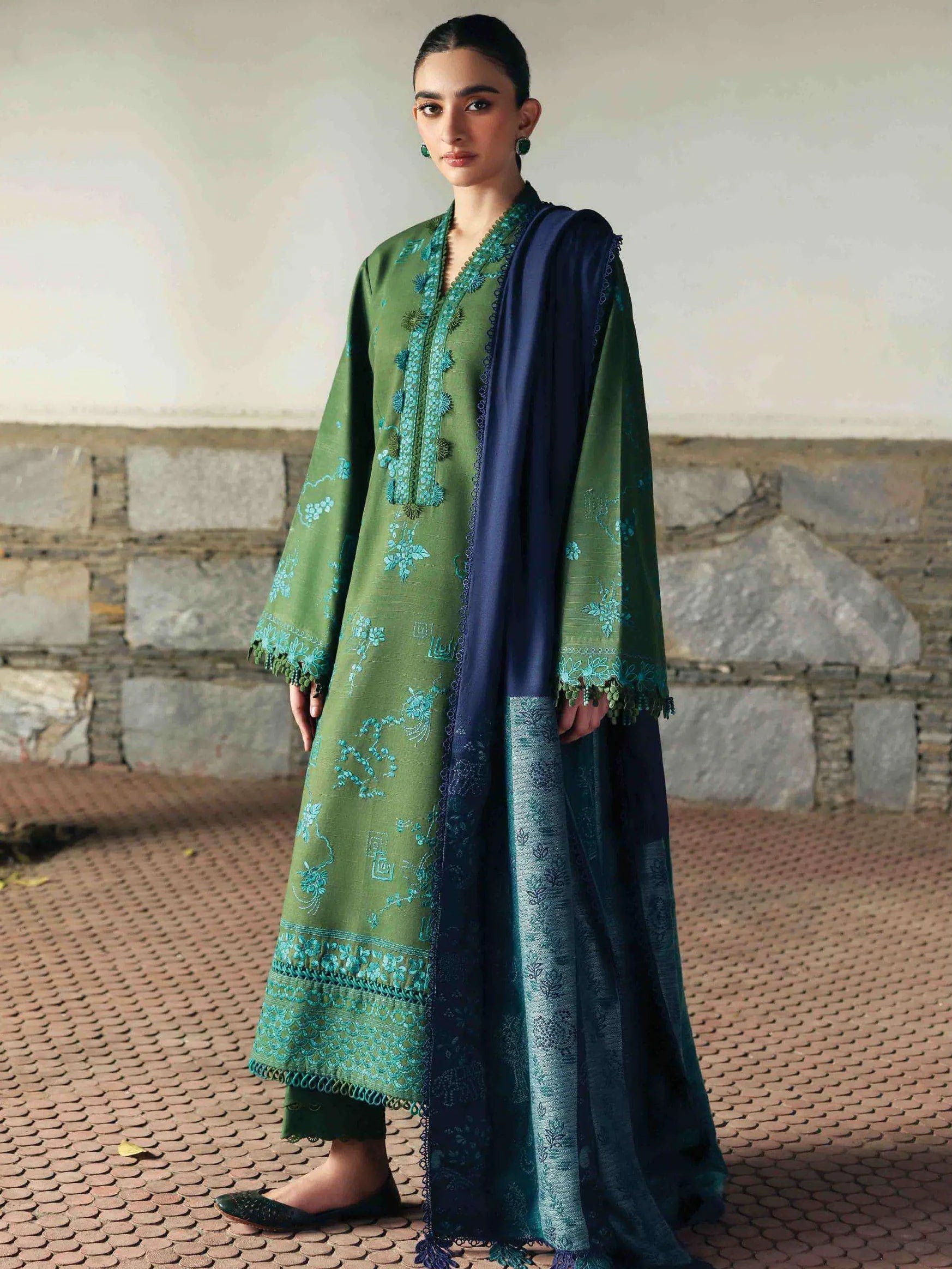 Republic Womenswear Amaris Unstitched Khaddar 3Pc Suit D-06 - Al-Zafar Fabrics