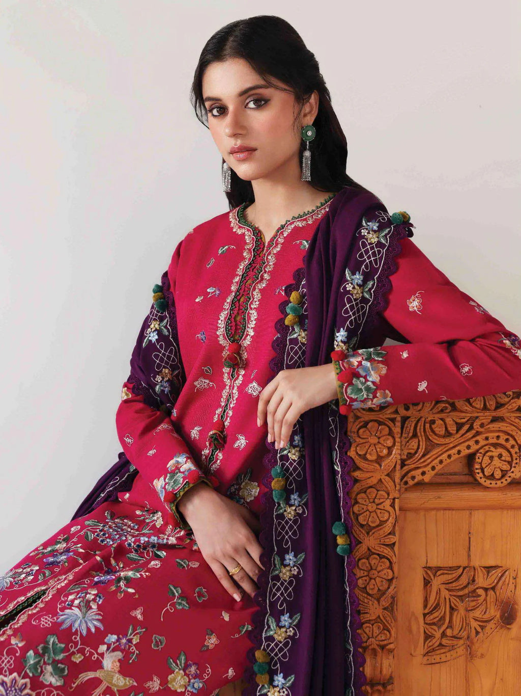 Republic Womenswear Amaris Unstitched Khaddar 3Pc Suit D-08 - Al-Zafar Fabrics