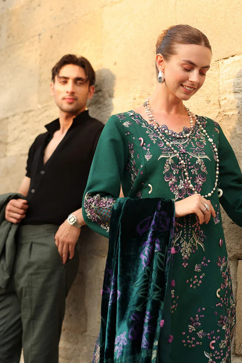 Rang Rasiya Carnation 3Pc Embroidered Karandi Suit D-04 Matcha - Al-Zafar Fabrics