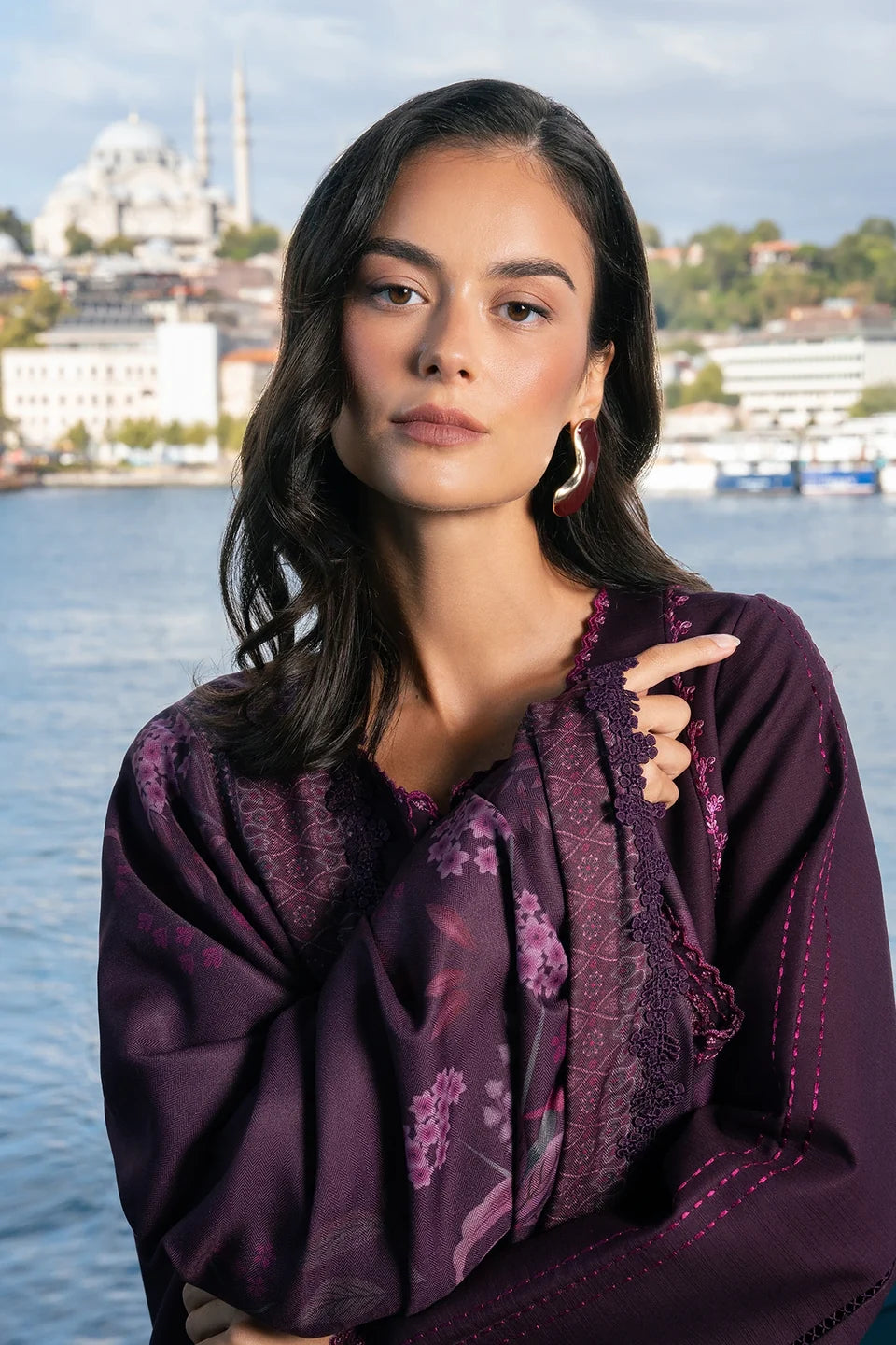 Rang Rasiya Meet Me In Istanbul – Unstitched Linen 3-Piece Suit | MAUVE