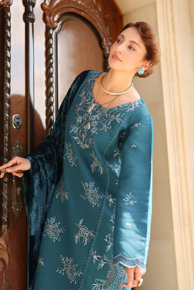 Rang Rasiya Carnation 3Pc Embroidered Karandi Suit D-01 Mint - Al-Zafar Fabrics