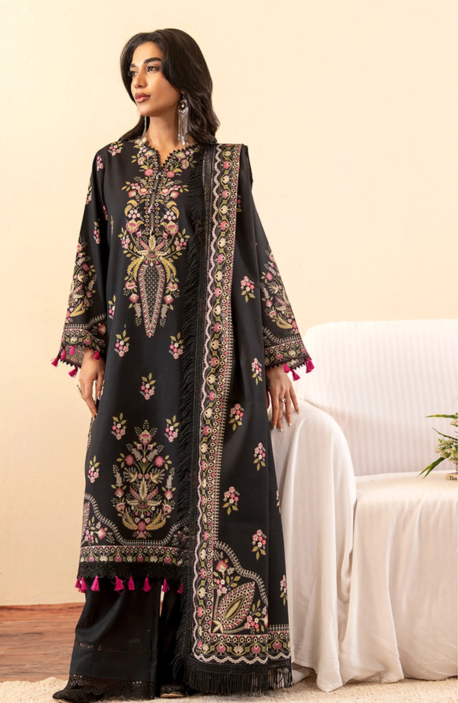 Mausummery Unstitched 3-Piece Digital Printed Khaddar Suit – Onyx | Winter Collection - Al-Zafar Fabrics