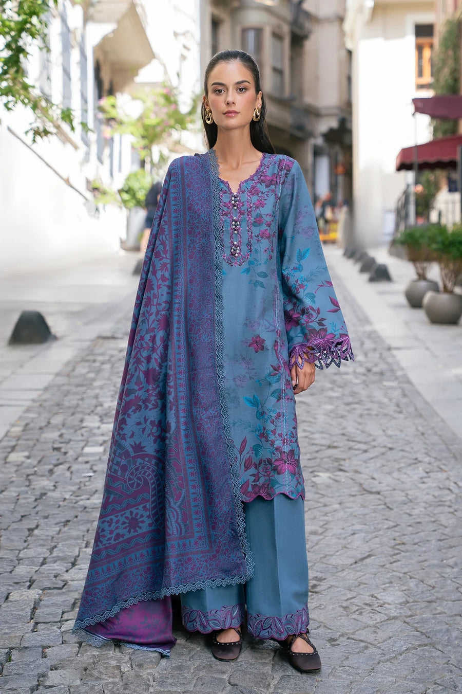 Rang Rasiya Meet Me In Istanbul – Unstitched khaddar 3-Piece Suit | SKYE