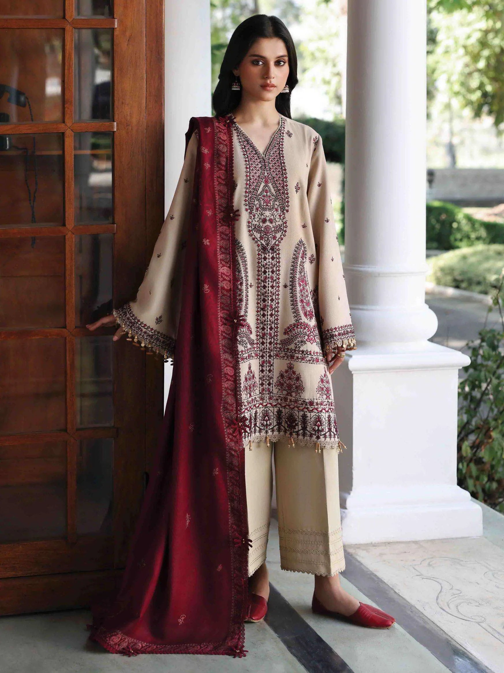 Republic Womenswear Amaris Unstitched Karandi 3Pc Suit D-02 - Al-Zafar Fabrics
