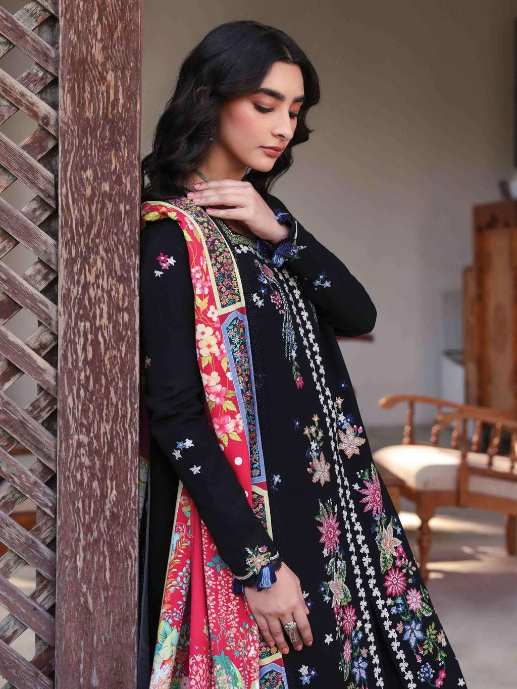 Republic Womenswear Amaris Unstitched Karandi 3Pc Suit D-11 - Al-Zafar Fabrics