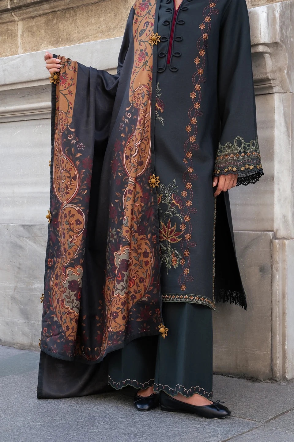 Rang Rasiya Meet Me In Istanbul – Unstitched Linen 3-Piece Suit | VELORA