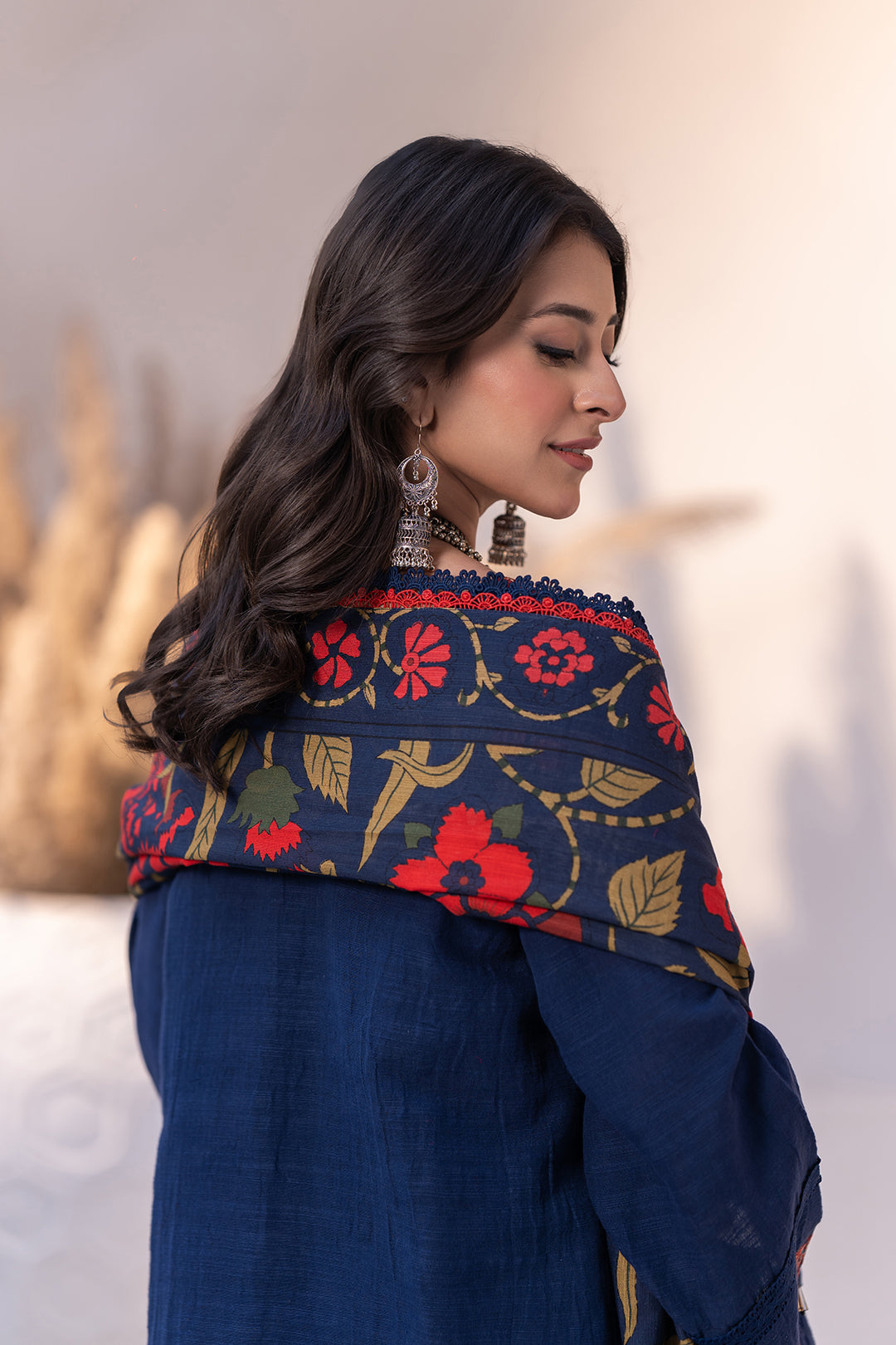 Zellbury navy blue with red embroidery and multicolour shawl unstitched suit WUW24E30417 image 4