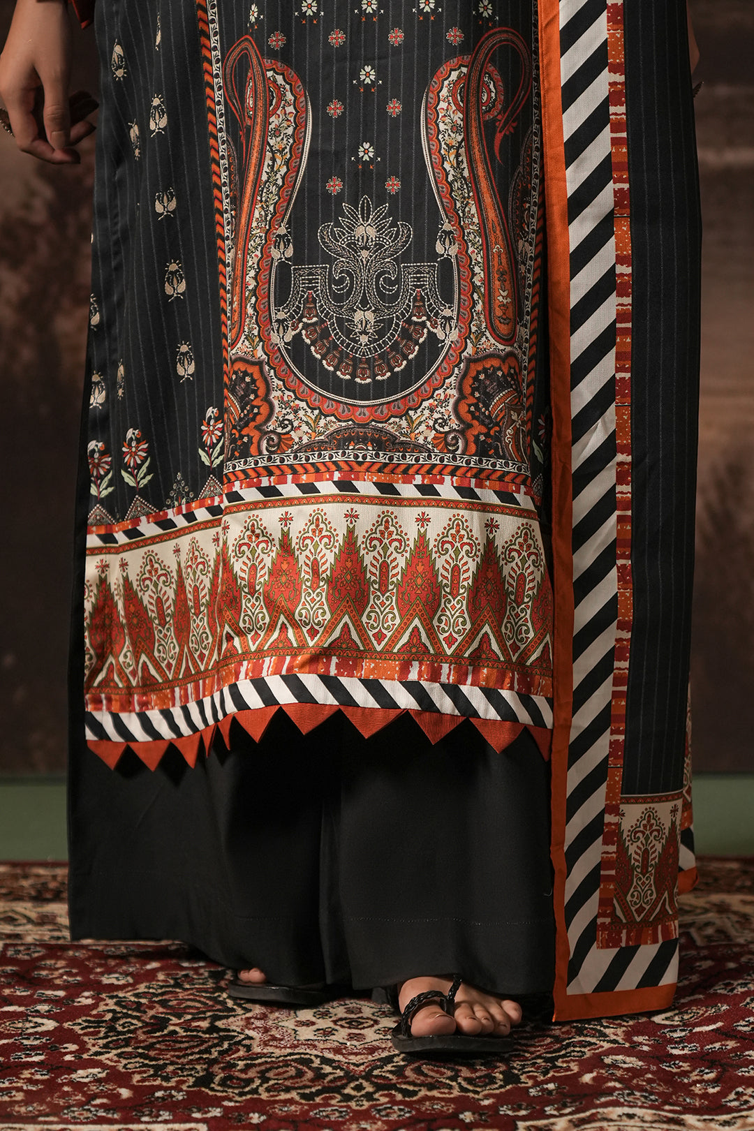 Zellbury black and rust printed Cotail 3 piece unstitched suit WUW24X30397, image 3
