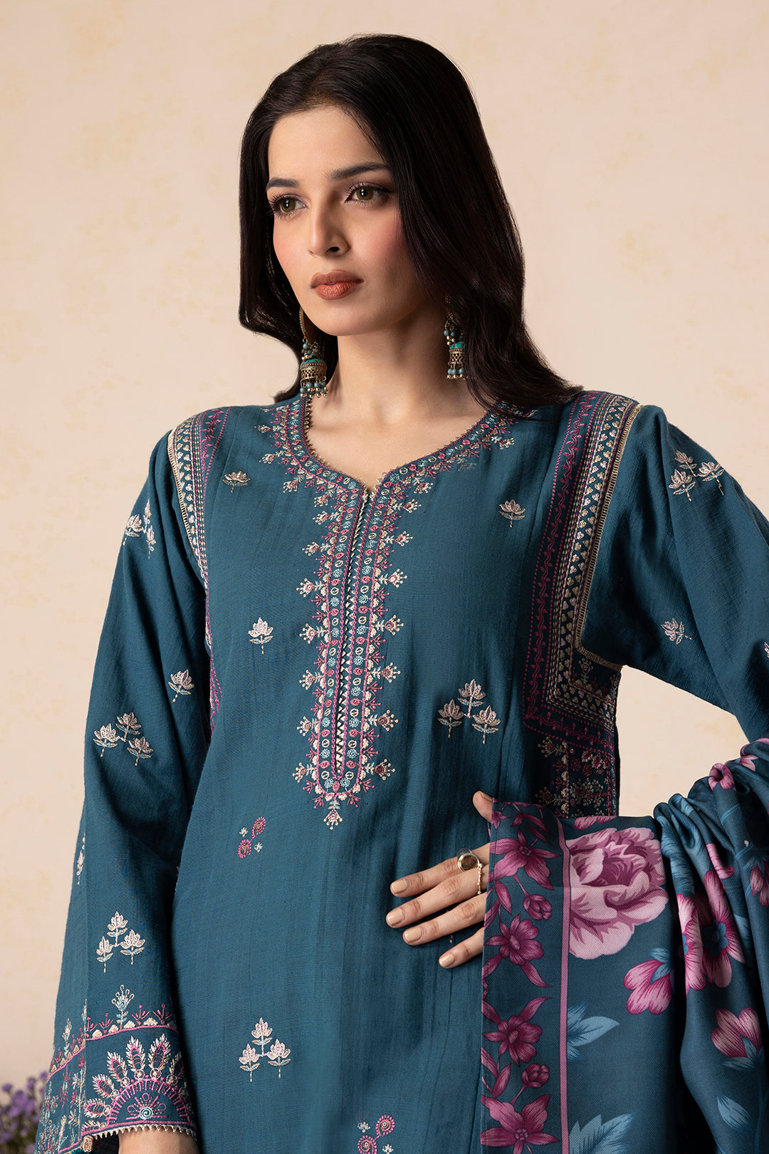 Zellbury teal green embroidered shirt and shawl detail