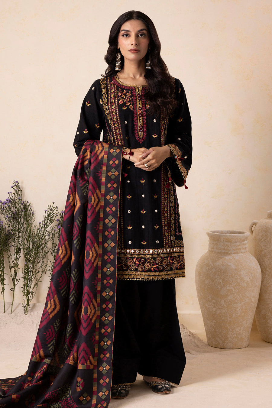 Full view of Zellbury black embroidered Khaddar suit with shawl